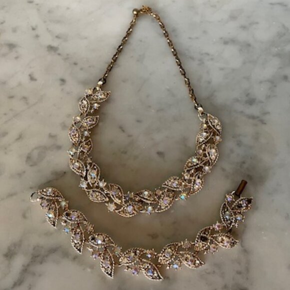 VINTAGE Gold Tone Crystal Leaf Necklace & Bracelet (2) - Picture 1 of 16